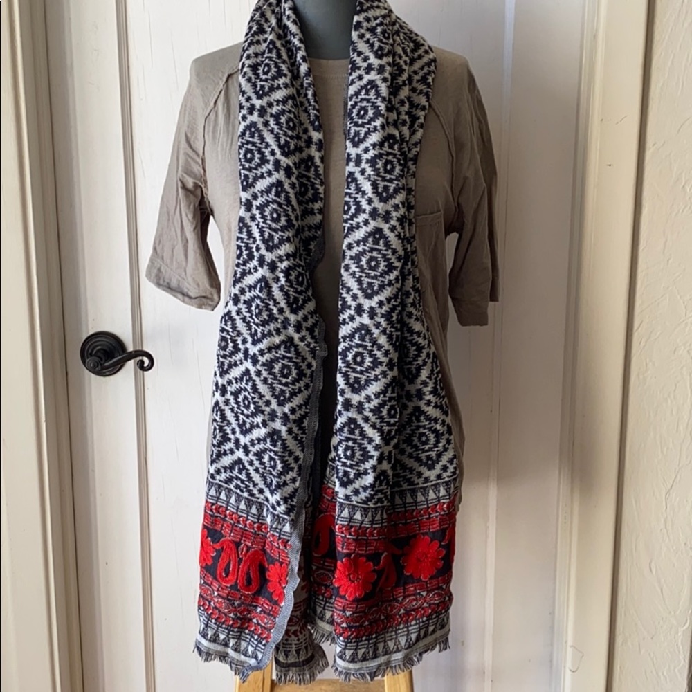 LUCKY BRAND SCARF